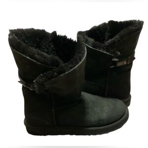 UGG NASH Boot Black Suede & Shearling women’s 9
